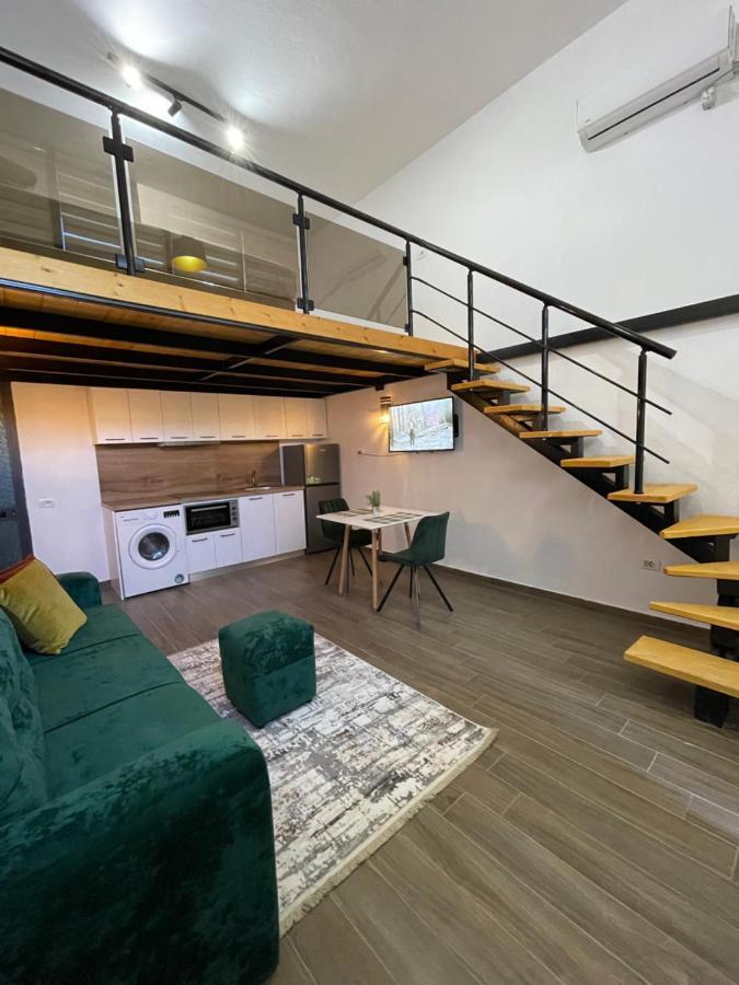 D&E Apartaments Тирана Экстерьер фото